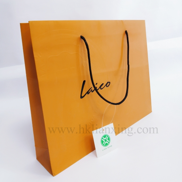 Fashion Double Coated Paper Orange Garments Paper Bag with Cotton Rope