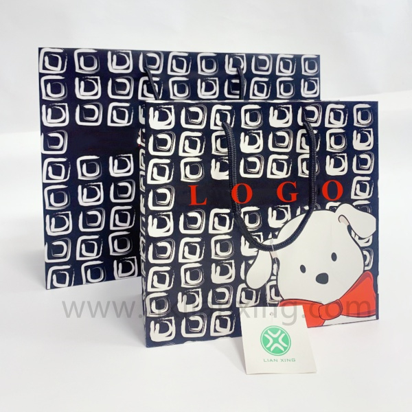 Custom Logo Fashion Cosmetics Coated Paper Bag with PP Rope