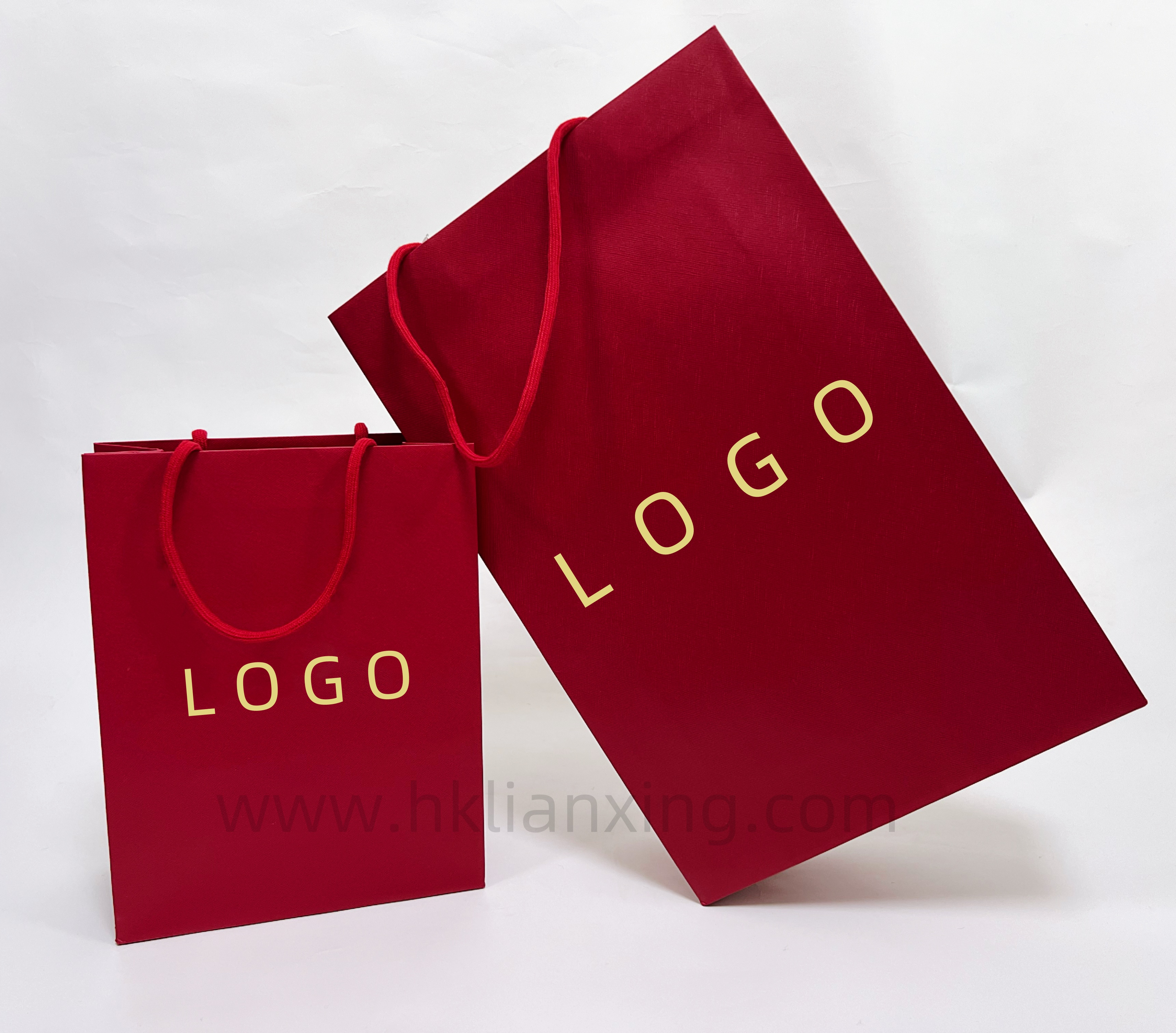 Red Specialty Paper FSC Paper Bag with Custom Logo