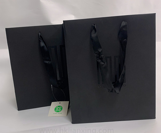 Fashion Black Cardboard Specialty Paper Bag with Custom LOGO